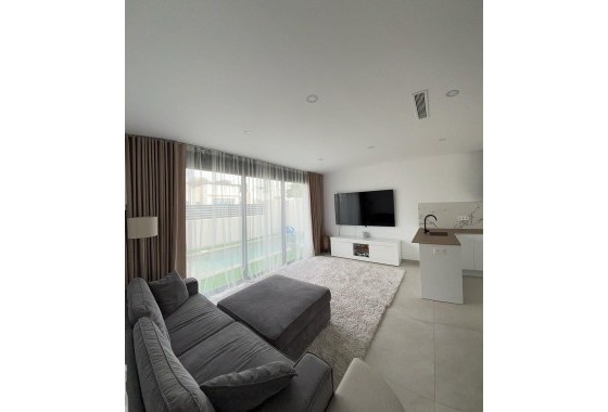 Resale - Detached Villa -
Benijofar