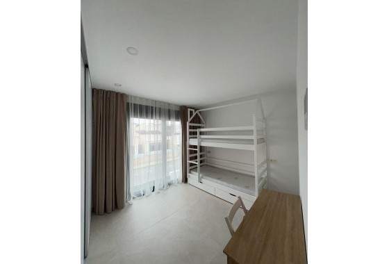 Resale - Detached Villa -
Benijofar