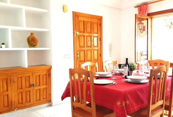 Sprzedaż - Apartament / Mieszkanie -
Torrevieja - Playa del Cura