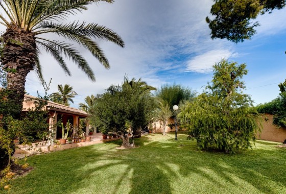 Herverkoop - Vrijstaande Villa -
Torrevieja - San Luis