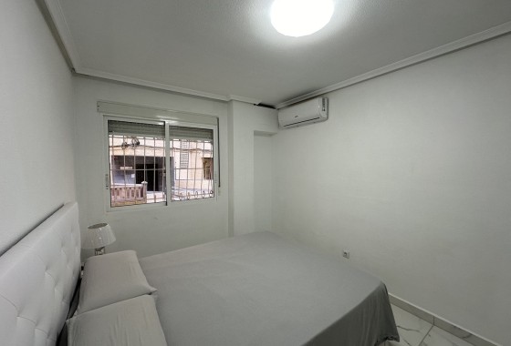 Venta - Apartamento / Piso -
Torrevieja - Costa Blanca