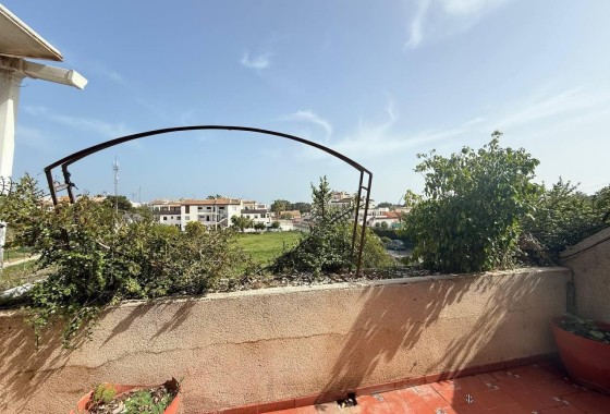 Sprzedaż - Apartament / Mieszkanie -
Orihuela Costa - Punta Prima