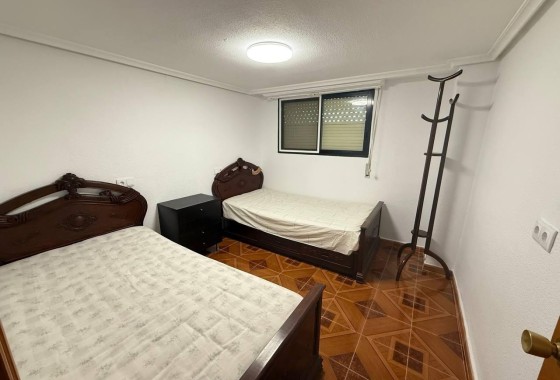 Sprzedaż - Apartament / Mieszkanie -
Orihuela Costa - Punta Prima