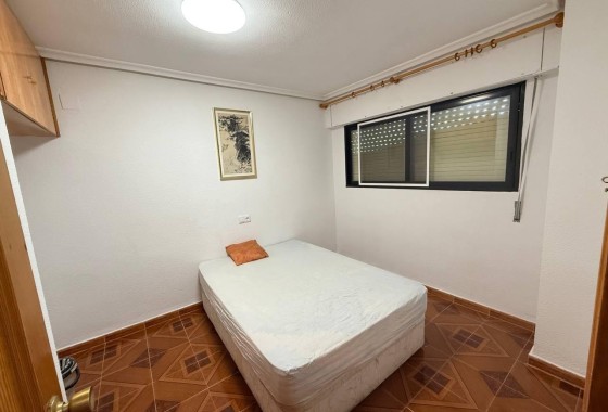 Sprzedaż - Apartament / Mieszkanie -
Orihuela Costa - Punta Prima