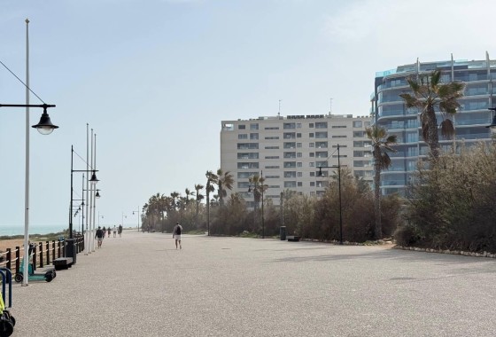 Sprzedaż - Apartament / Mieszkanie -
Orihuela Costa - Punta Prima