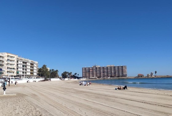Herverkoop - Appartement / Flat -
Torrevieja - PLAYA LOS LOCOS