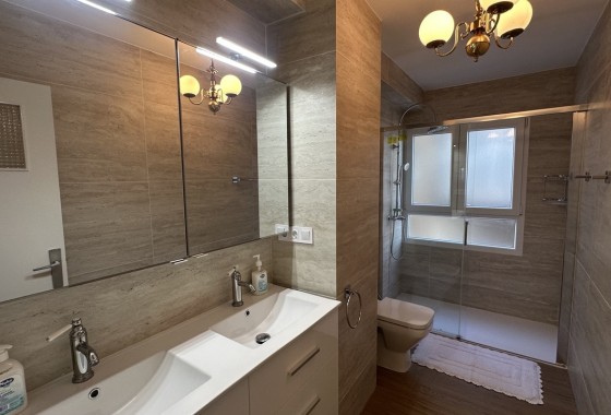 Herverkoop - Appartement / Flat -
Torrevieja - Costa Blanca
