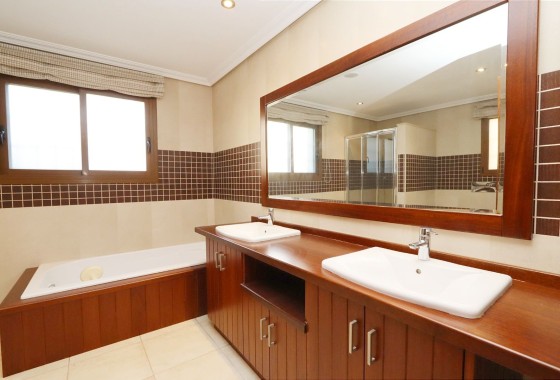 Venta - Chalet Independiente -
Altea - Costa Blanca