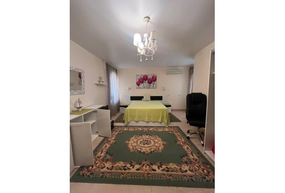 Herverkoop - Vrijstaande Villa -
La Manga del Mar Menor - VENEZIOLA