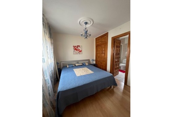 Herverkoop - Vrijstaande Villa -
La Manga del Mar Menor - Km 17