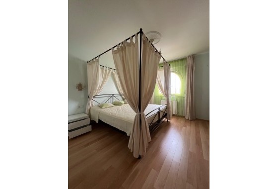 Herverkoop - Vrijstaande Villa -
La Manga del Mar Menor - Km 17