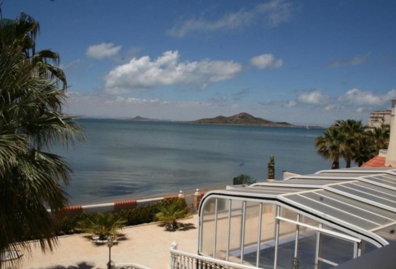 Herverkoop - Vrijstaande Villa -
La Manga del Mar Menor - Km 17