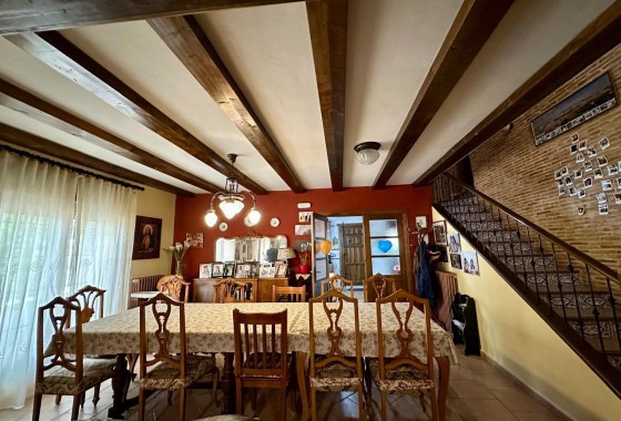 Venta - Chalet Independiente -
Yecla - Inland