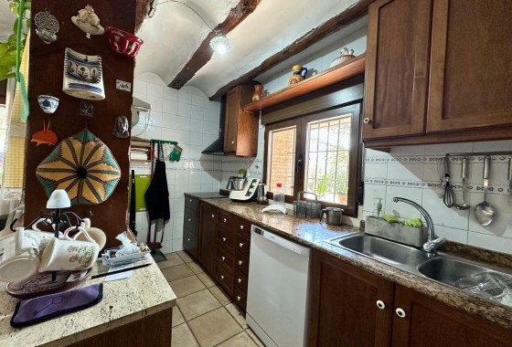 Venta - Chalet Independiente -
Yecla - Inland