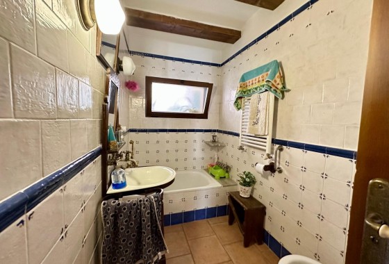 Venta - Chalet Independiente -
Yecla - Inland