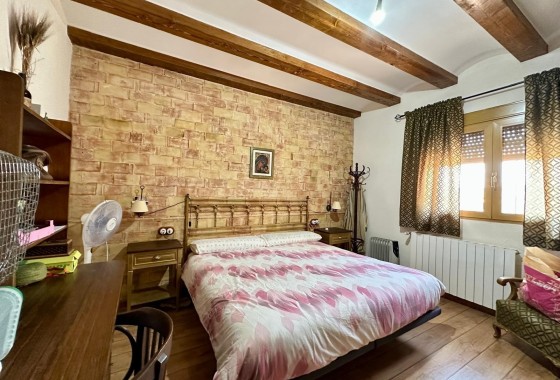 Venta - Chalet Independiente -
Yecla - Inland