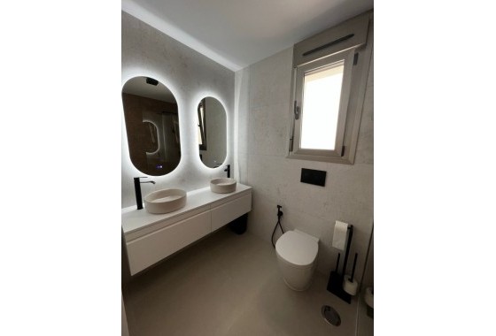 Resale - Freistehende Villa -
San Miguel de Salinas - Inland