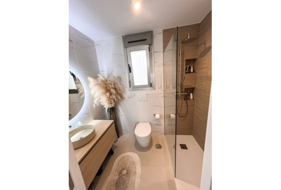 Resale - Freistehende Villa -
San Miguel de Salinas - Inland