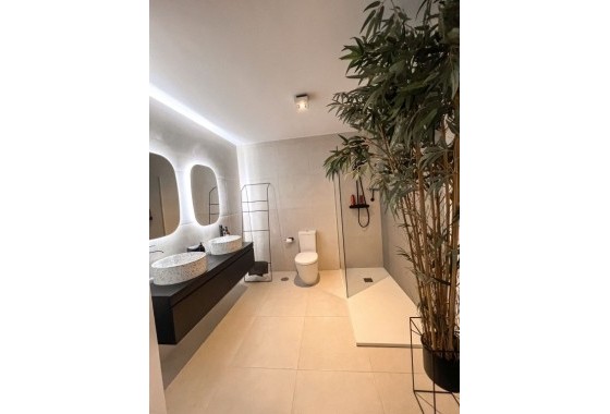 Resale - Freistehende Villa -
San Miguel de Salinas - Inland