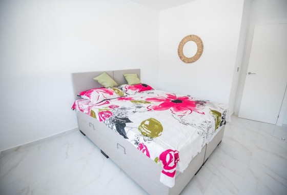 Venta - Chalet Independiente -
Pinar de Campoverde - LOS ROMEROS
