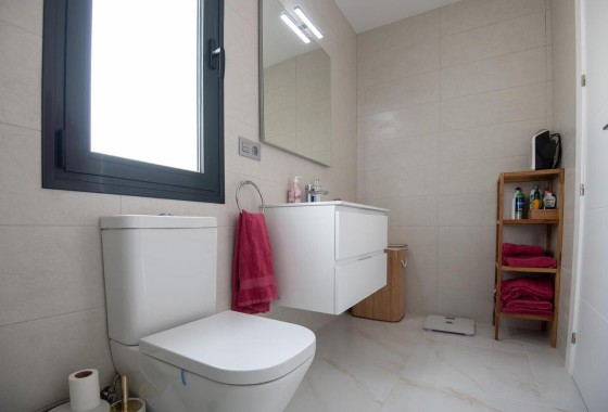 Venta - Chalet Independiente -
Pinar de Campoverde - LOS ROMEROS