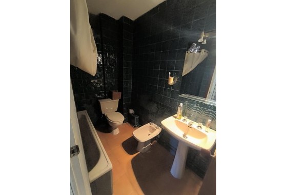 Herverkoop - Appartement / Flat -
Torrevieja - Las Piscinas Naturales