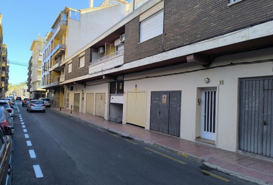 Herverkoop - Appartement / Flat -
Torrevieja - Las Piscinas Naturales