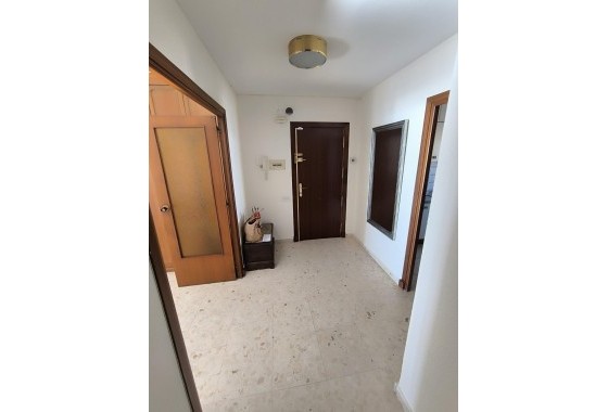 Herverkoop - Appartement / Flat -
Torrevieja - Las Piscinas Naturales
