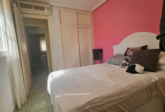 Resale - Freistehende Villa -
Guardamar del Segura - Campomar