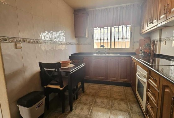 Resale - Freistehende Villa -
Guardamar del Segura - Campomar