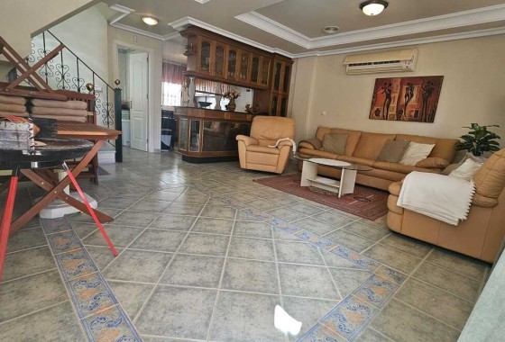Resale - Freistehende Villa -
Guardamar del Segura - Campomar