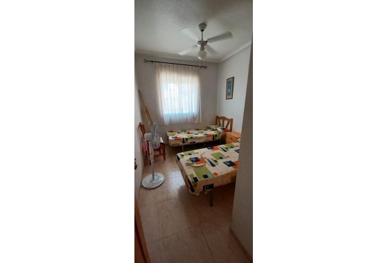 Herverkoop - Appartement / Flat -
Torrevieja - El molino