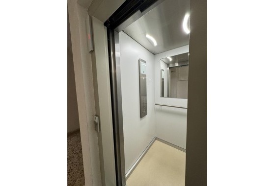 Sale - Apartment Flat -
Torrevieja - Playa del Cura