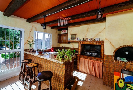 Herverkoop - Vrijstaande Villa -
Los Montesinos - Montesinos  Los