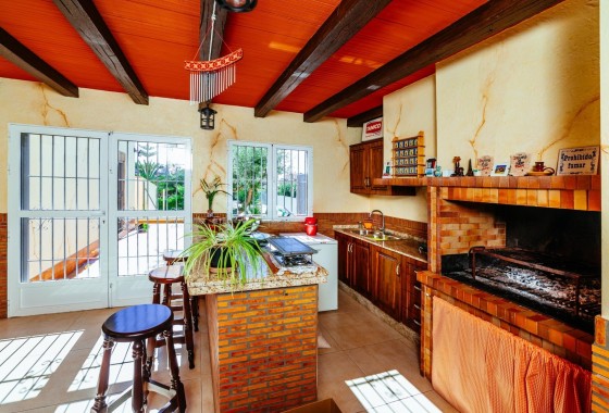 Herverkoop - Vrijstaande Villa -
Los Montesinos - Montesinos  Los
