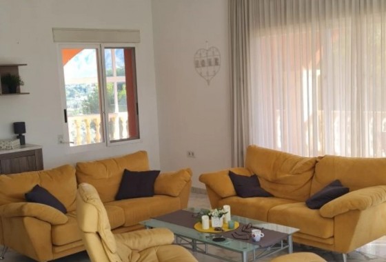 Herverkoop - Vrijstaande Villa -
Alfaz del Pi - Costa Blanca