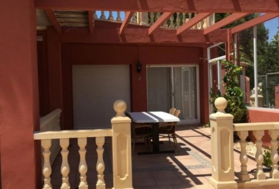 Herverkoop - Vrijstaande Villa -
Alfaz del Pi - Costa Blanca
