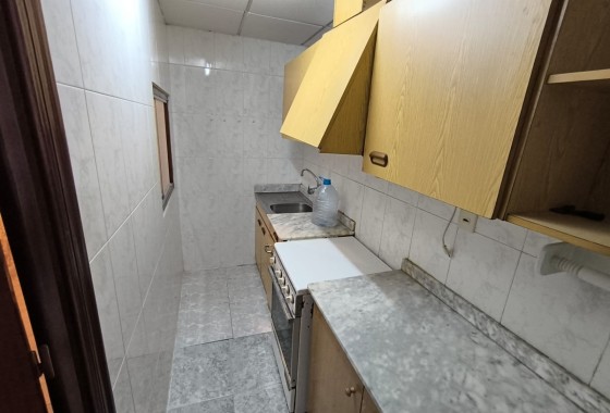 Sale - Town house -
Yecla - Inland