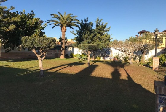 Venta - Chalet Independiente -
Orihuela Costa - Cabo Roig