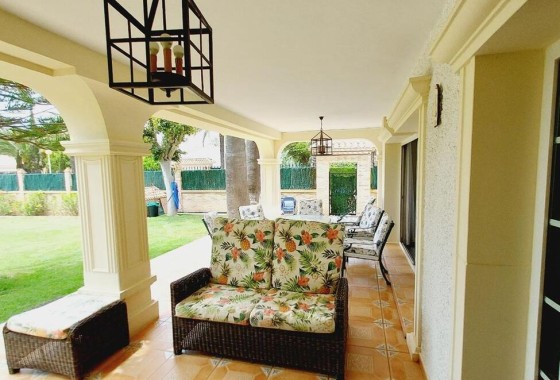 Venta - Chalet Independiente -
Orihuela Costa - Cabo Roig