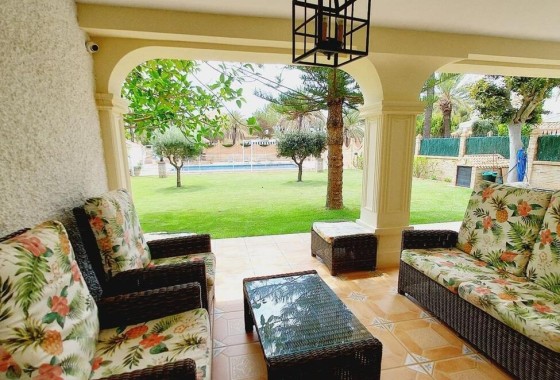 Venta - Chalet Independiente -
Orihuela Costa - Cabo Roig