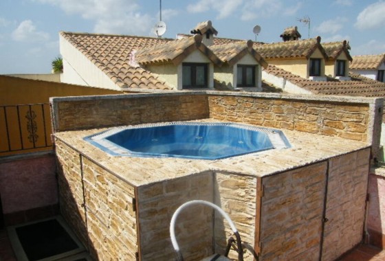 Herverkoop - Stadswoning -
Daya Nueva - Costa Blanca