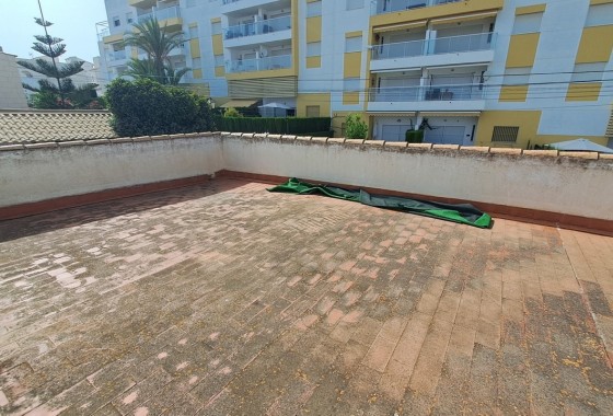 Sprzedaż - Willa wolnostojąca -
Villamartín - Costa Blanca