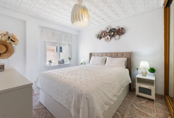 Herverkoop - Appartement / Flat -
Torrevieja - Playa del Cura