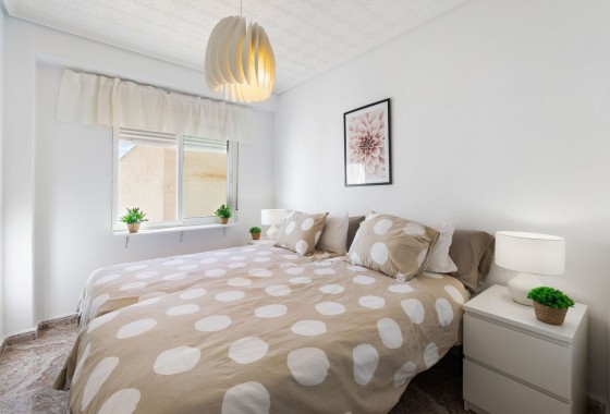 Herverkoop - Appartement / Flat -
Torrevieja - Playa del Cura