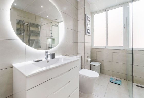 Herverkoop - Appartement / Flat -
Torrevieja - Playa del Cura