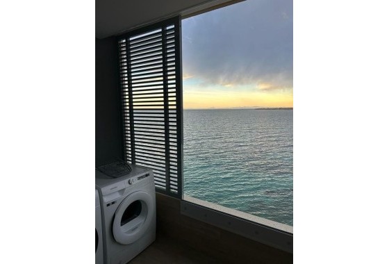 Sprzedaż - Apartament / Mieszkanie -
Punta Prima - Costa Blanca