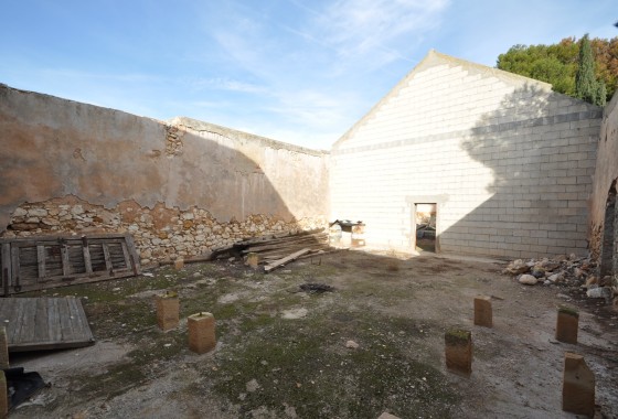 Venta - Casa de pueblo -
Pinoso - Inland