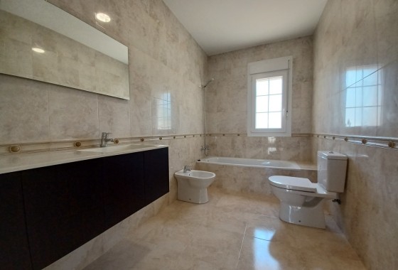 Venta - Chalet Independiente -
Cabo Roig - Costa Blanca