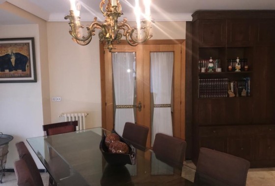 Sprzedaż - Apartament / Mieszkanie -
Elche - Costa Blanca